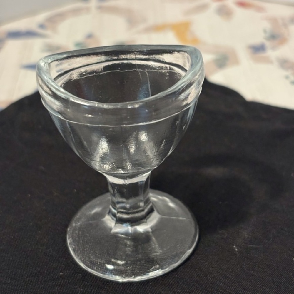 Vintage Eye Wash Glass Cup
